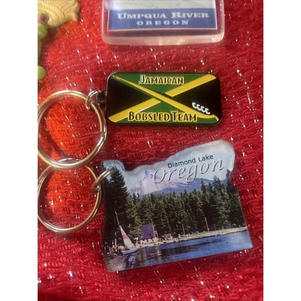 Vintage Souvenir Keychain Lot of 13 Oregon Grand Canyon Cancun Bourbon Street